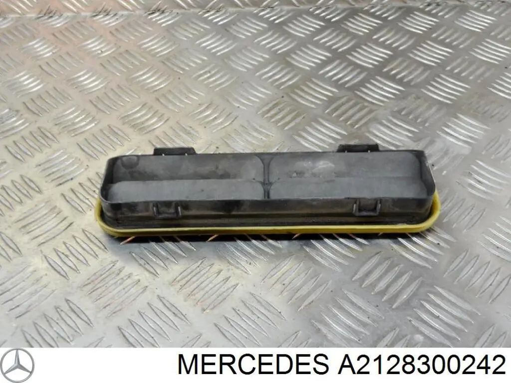 Grelha traseira esquerda de ventilação de salão Mercedes A2128300242 preço, a partir de 20,73 EUR