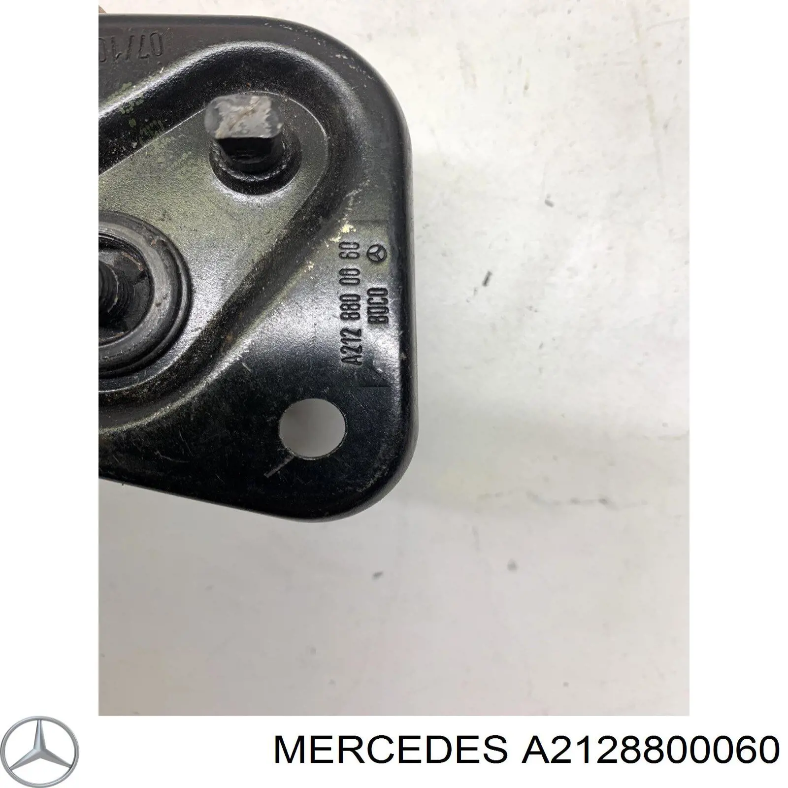 Compre A2128800060 Mercedes Fecho da capota esquerdo