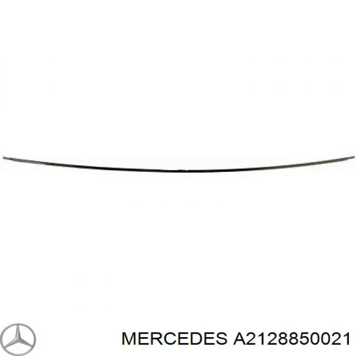 A2128850021 Mercedes Placa sobreposta central do pára-choque traseiro