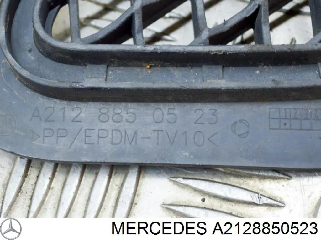 Compre A2128850523 Mercedes Grelha central do pára-choque dianteiro