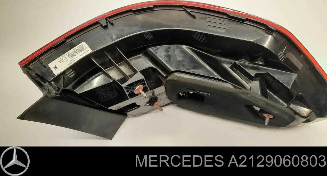 Lanterna traseira direita externa Depo/Loro/Abakus 4401995R3AE preço, a partir de 276,01 USD