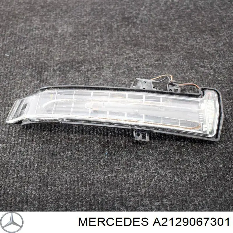 Pisca-pisca de espelho direito Mercedes A2129067301 preço, a partir de 74,24 USD