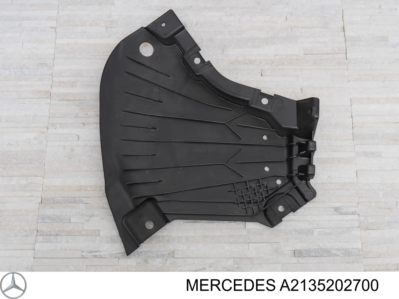 Compre A2135202700 Mercedes Proteção direita do pára-choque dianteiro