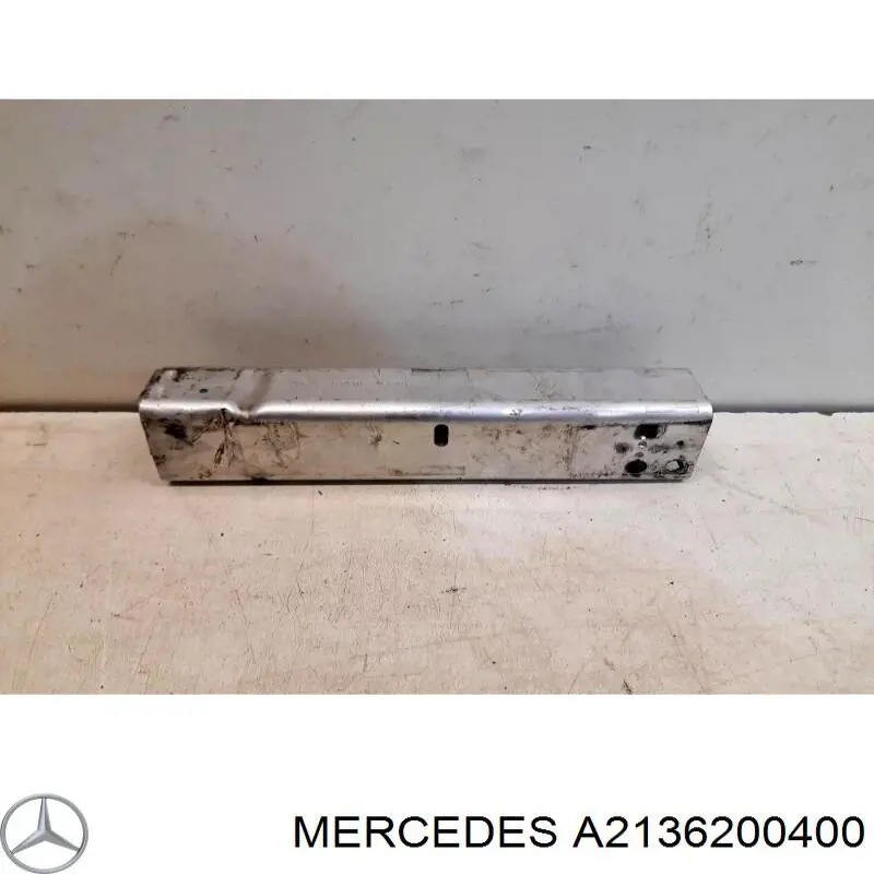 2136200400 Mercedes Consola de reforçador do pára-choque dianteiro