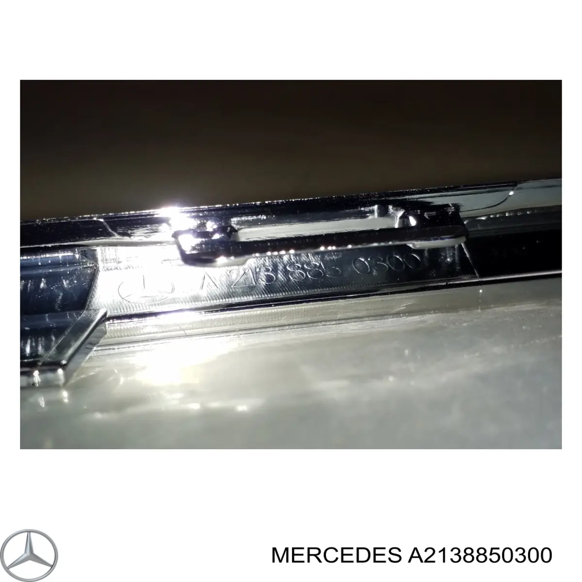 Moldura central do pára-choque dianteiro Mercedes A2138850300 preço, a partir de 26,26 USD