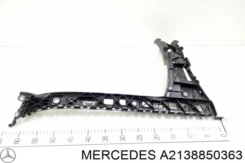 Guia esquerda do pára-choque traseiro Mercedes A2138850363 preço, a partir de 91,04 USD