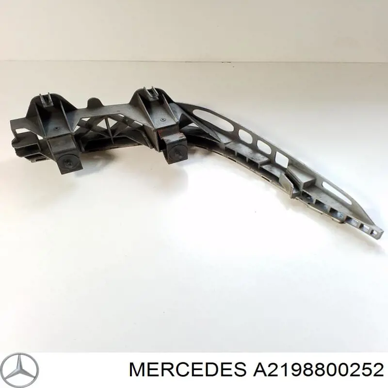 Consola direita do pára-choque traseiro Mercedes A2198800252 preço, a partir de 114,60 USD