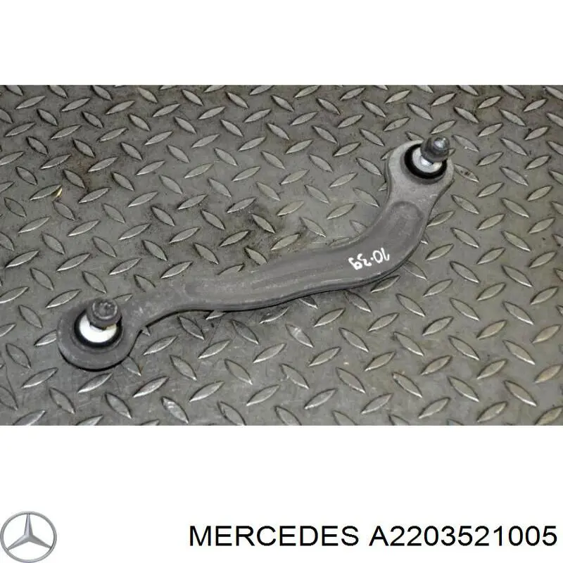 Braço oscilante superior esquerdo de suspensão traseira Mercedes 2203521005
