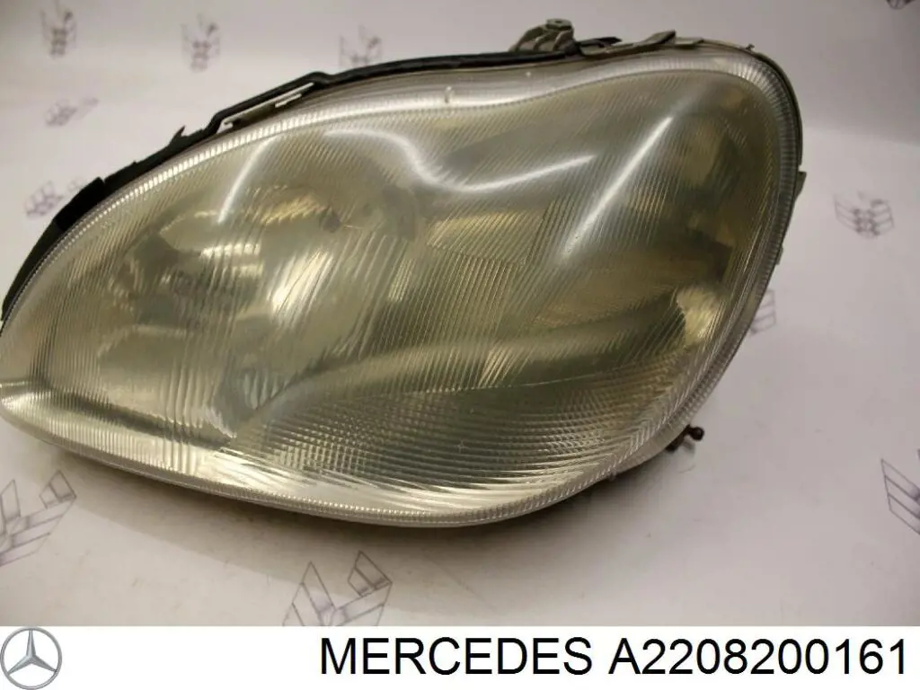 A2208200161 Mercedes Luz esquerda