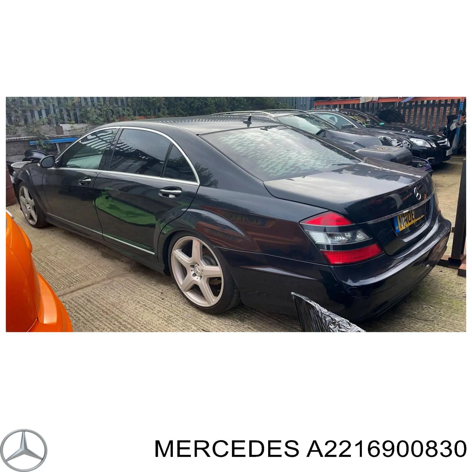 Guarda-barras direito dianteiro do pára-lama dianteiro Mercedes A2216901730 preço, a partir de 30,15 USD