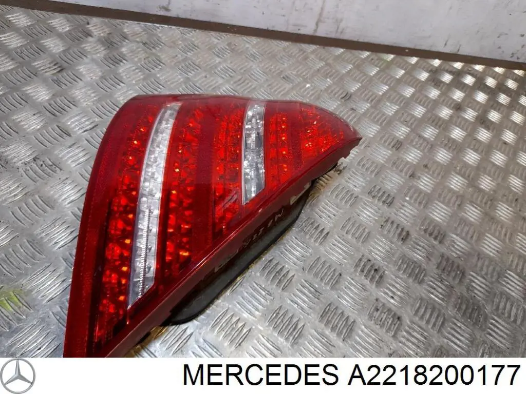Compre A2218200177 Mercedes Circuito de contato da luz traseira