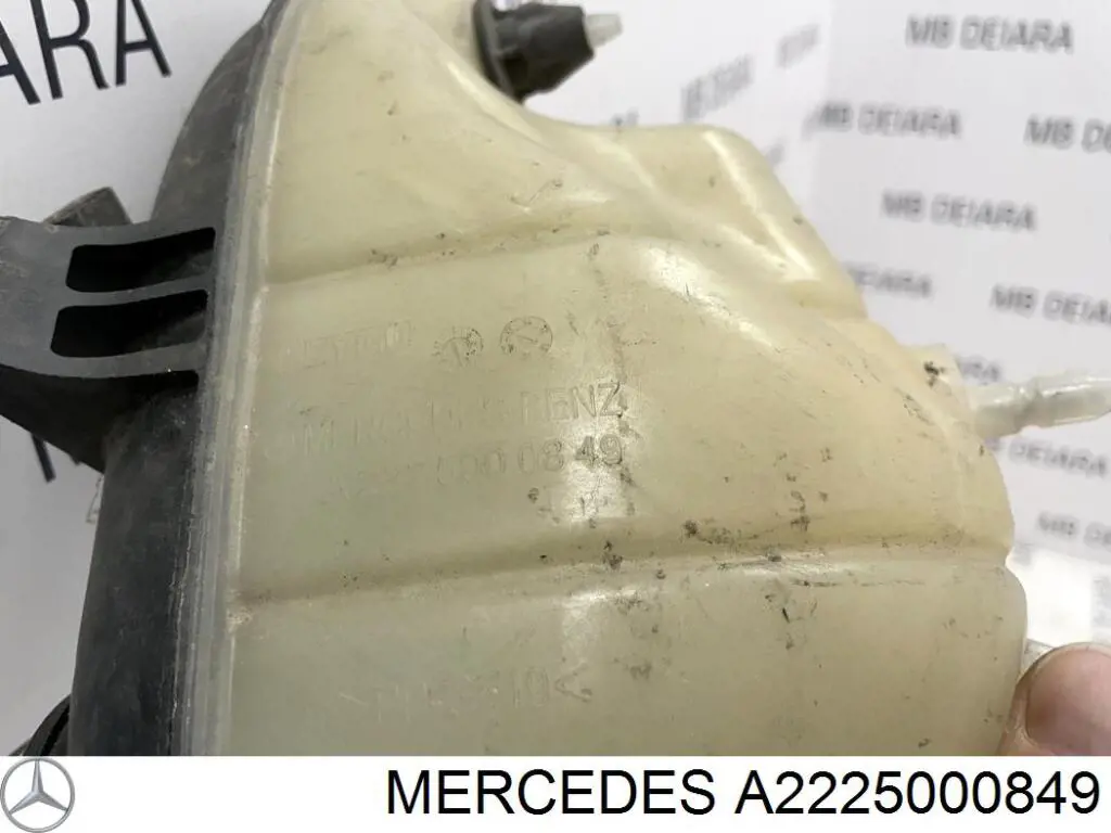 A2225000849 Mercedes Tanque de expansão do sistema de esfriamento