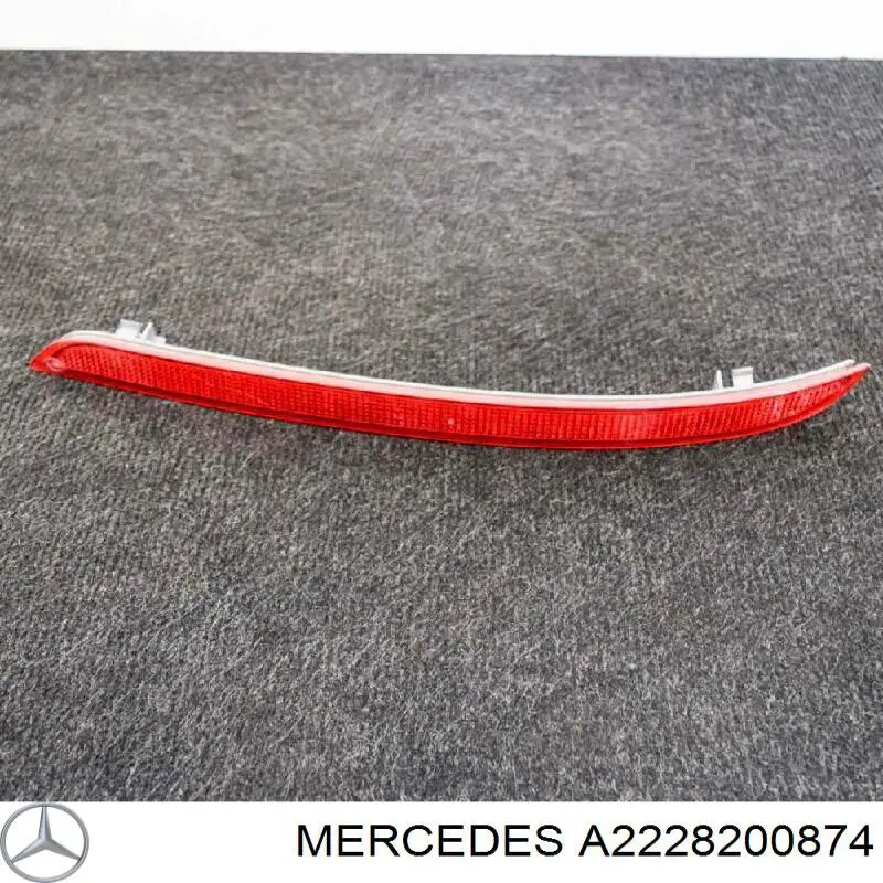 Retrorrefletor (refletor) do pára-choque traseiro direito Mercedes A2228200874 preço, a partir de 30,32 USD