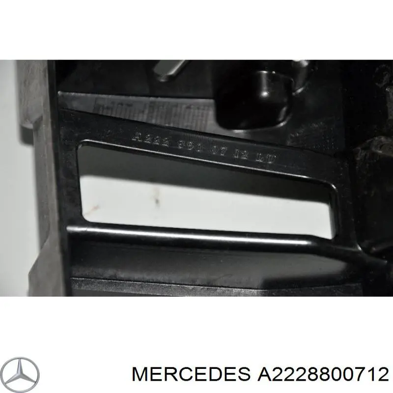 Consola esquerda do pára-choque traseiro externo Mercedes A2228800712 preço, a partir de 91,67 USD