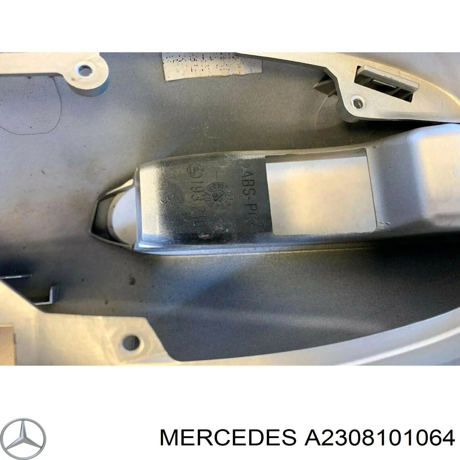 Placa sobreposta (tampa) do espelho de retrovisão direito Mercedes A2308101064 preço, a partir de 66,40 USD