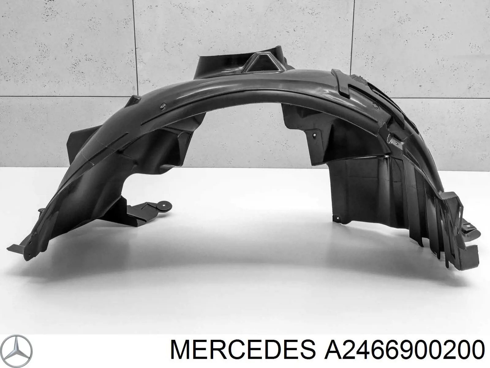 Guarda-barras direito do pára-lama dianteiro Mercedes A2466900200 preço, a partir de 54,87 USD