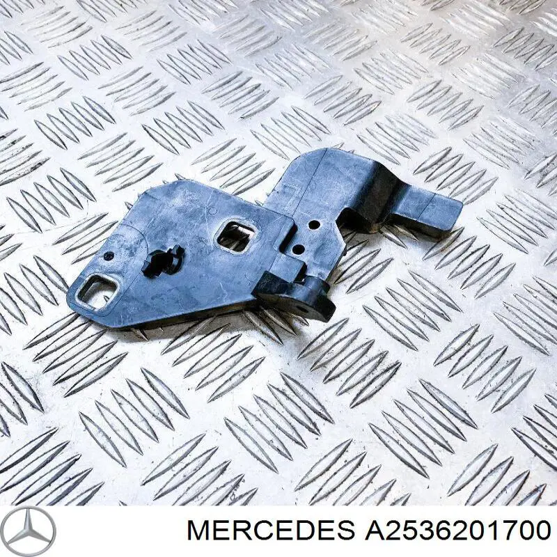 Consola (adaptador) de fixação da luz dianteira esquerda Bapmic BF0216200009 preço, a partir de 19,90 USD