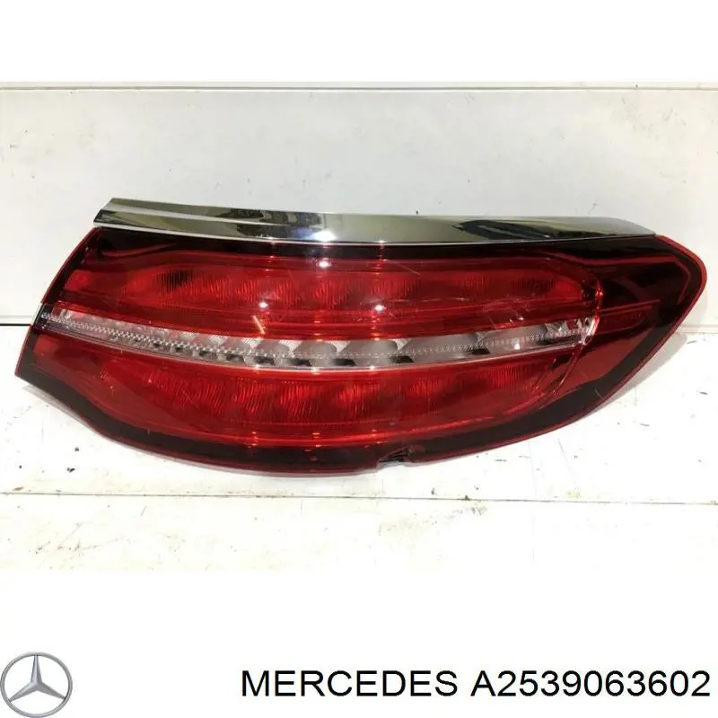 Lanterna traseira direita Mercedes A253906360264 preço, a partir de 300,39 USD
