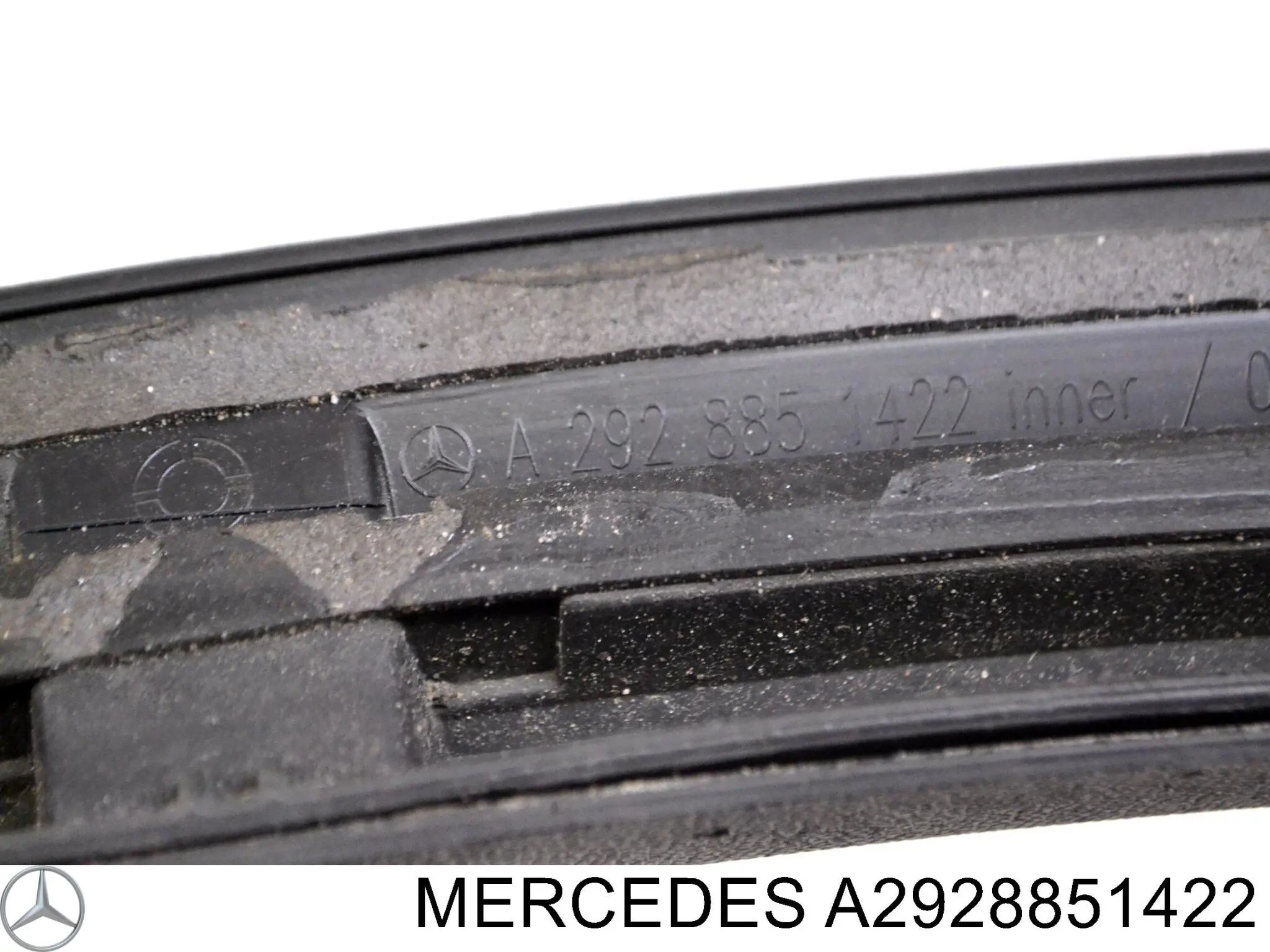 Compre A2928851422 Mercedes Expansor esquerdo (placa sobreposta) de arco do pára-lama traseiro