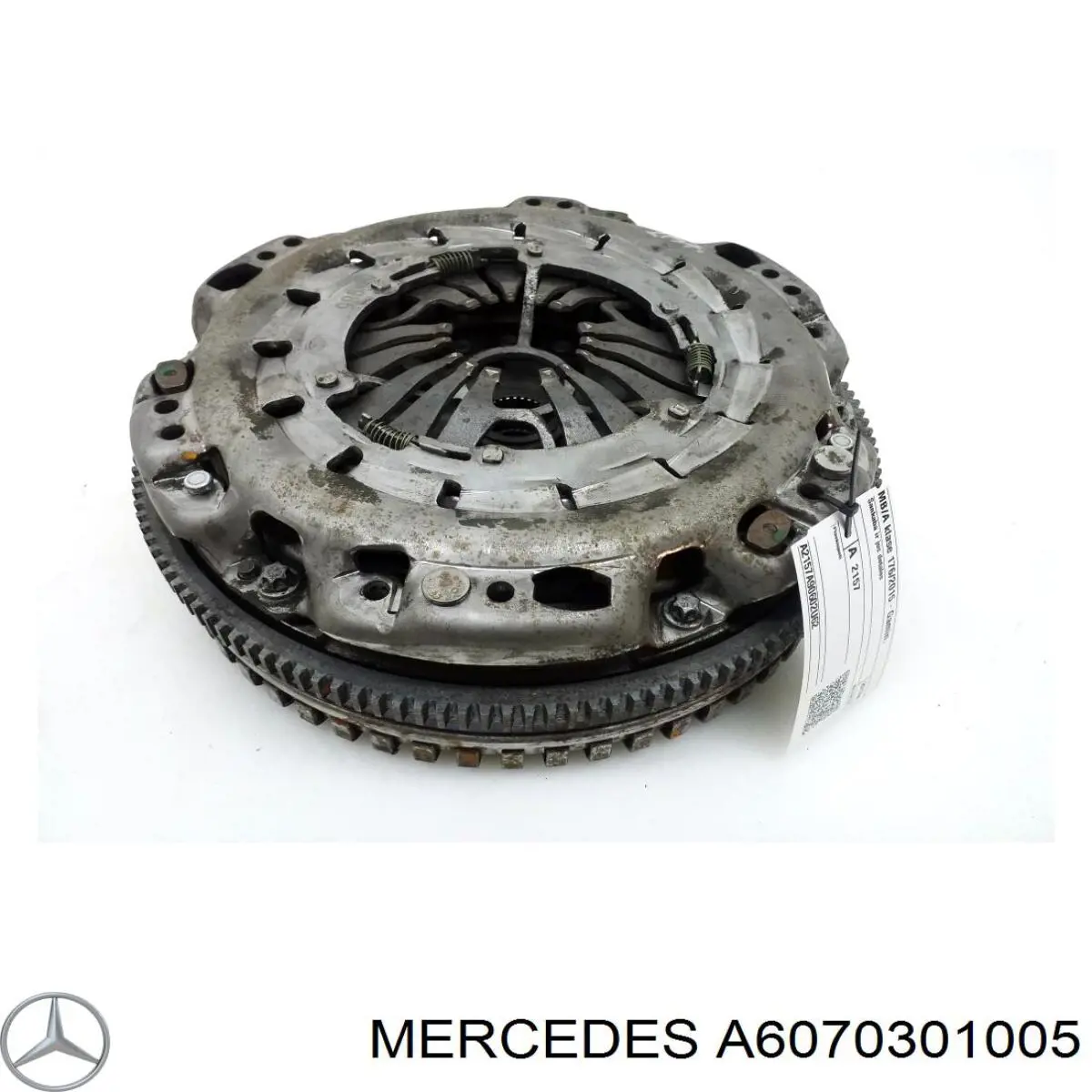 A607030100580 Mercedes Volante de motor