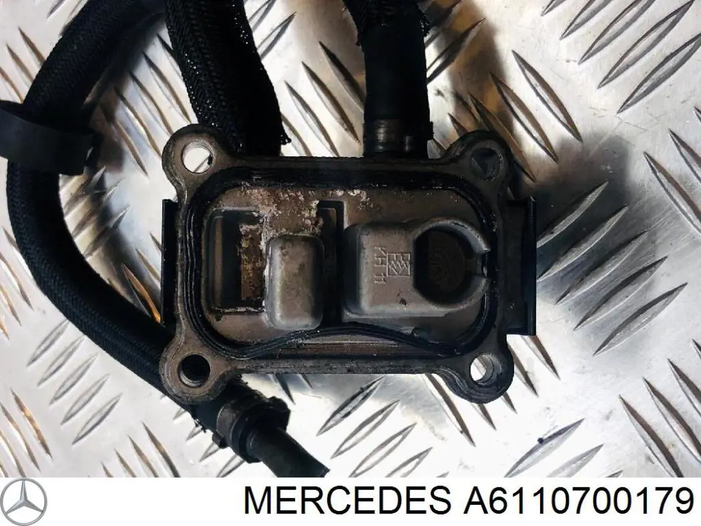 Trocador de calor de esfriamento de combustível Mercedes A6110700179 preço, a partir de 63,10 USD