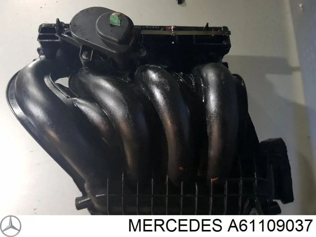  Mercedes 61109037
