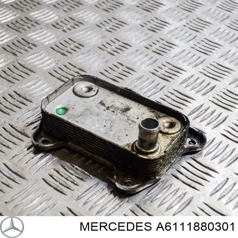 Compre A6111880301 Mercedes Radiador de óleo
