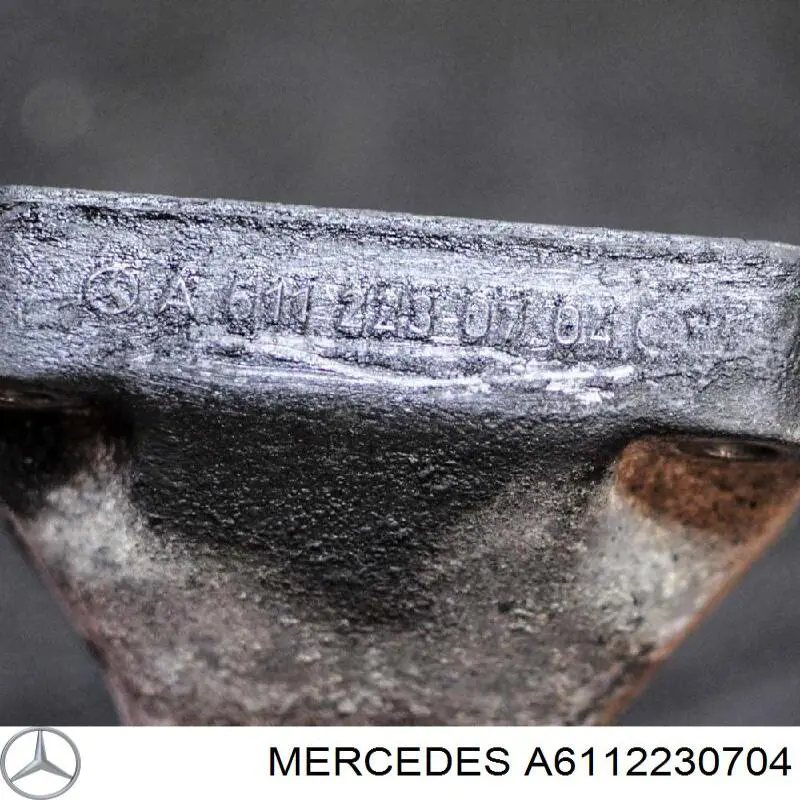 A6112230704 Mercedes Consola de coxim (apoio) esquerda de motor