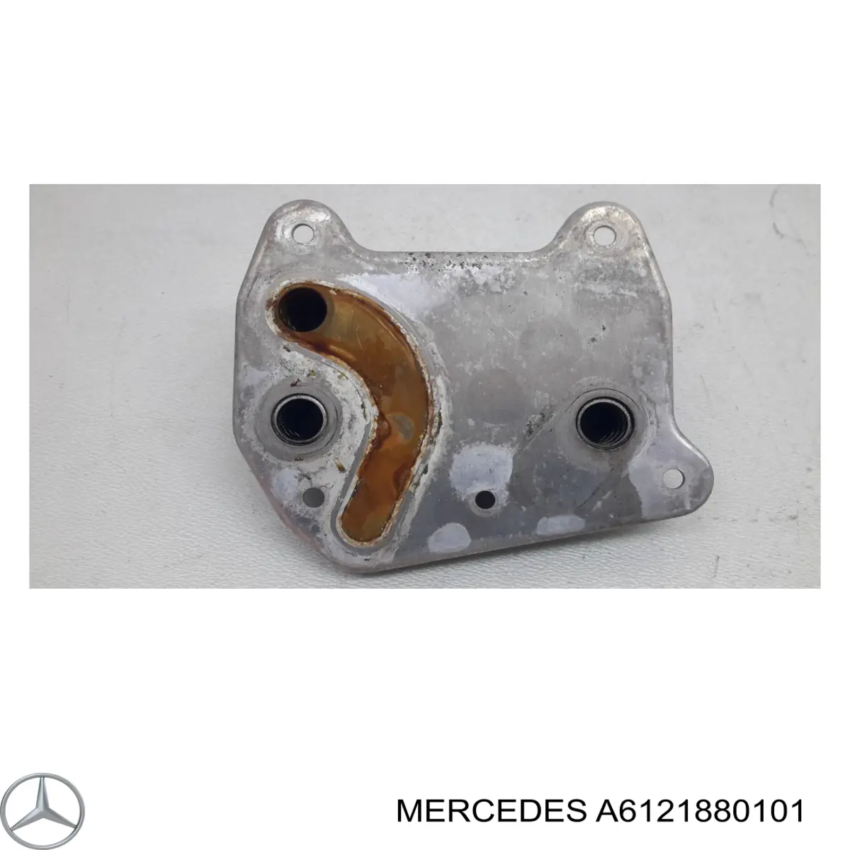 Radiador de óleo Mercedes A6121880101 preço, a partir de 45,37 USD