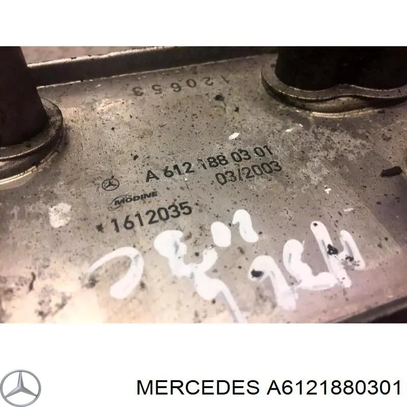 Compre A6121880301 Mercedes Radiador de óleo