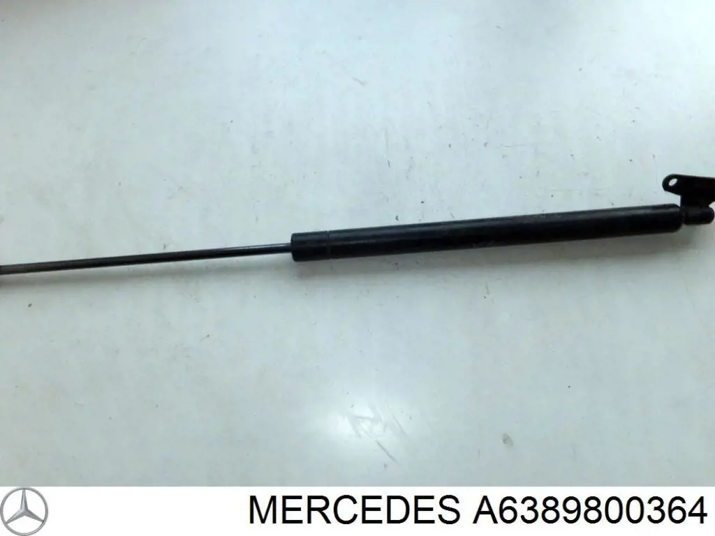 A6389800364 Mercedes Amortecedor de tampa de porta-malas (de 3ª/5ª porta traseira)