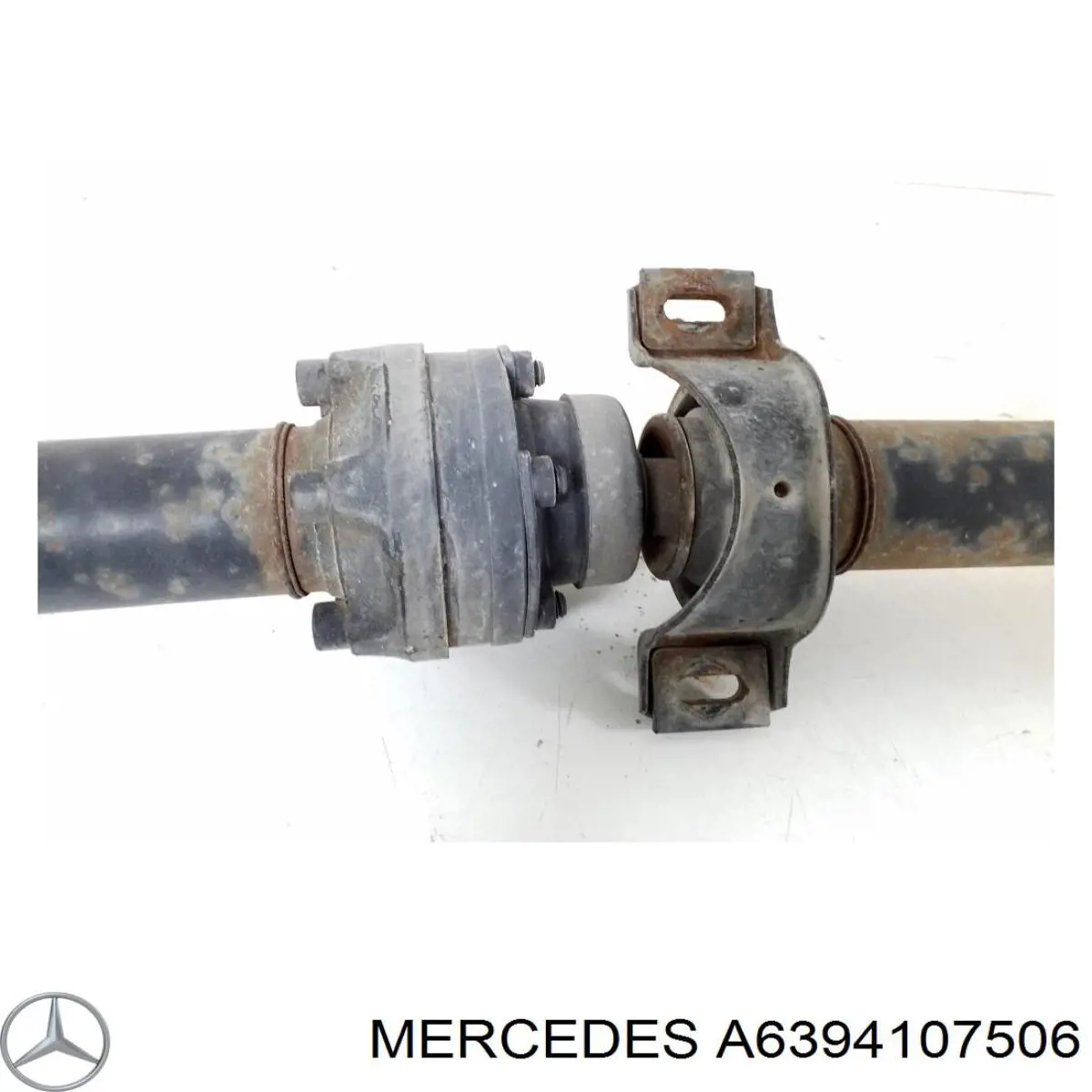 Junta universal traseira montada A6394107506 Mercedes