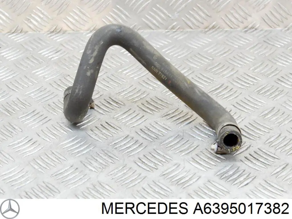 Mangueira (cano derivado) do radiador de esfriamento superior A6395017382 Mercedes