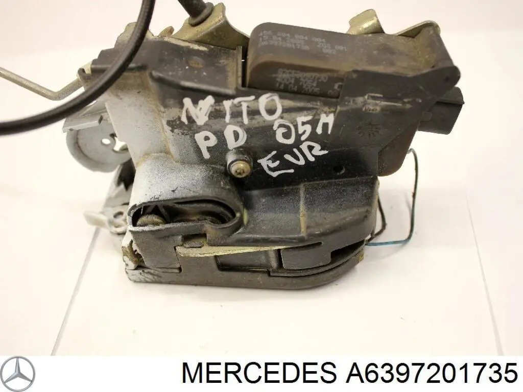 Fecho da porta dianteira direita VAG A2C53090790
