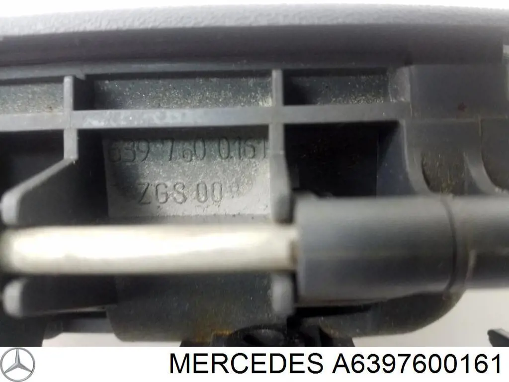 Puxador interno de tampa de porta-malas (de 3ª/5ª porta traseira) A6397600161 Mercedes