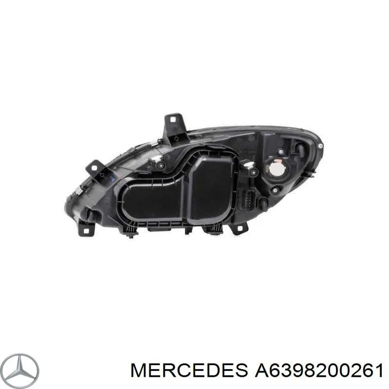 A6398200261 Mercedes Luz direita