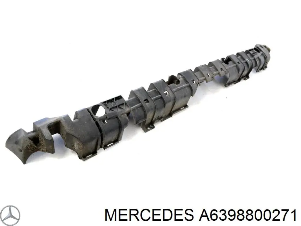 Pára-choque traseiro A6398800271 Mercedes