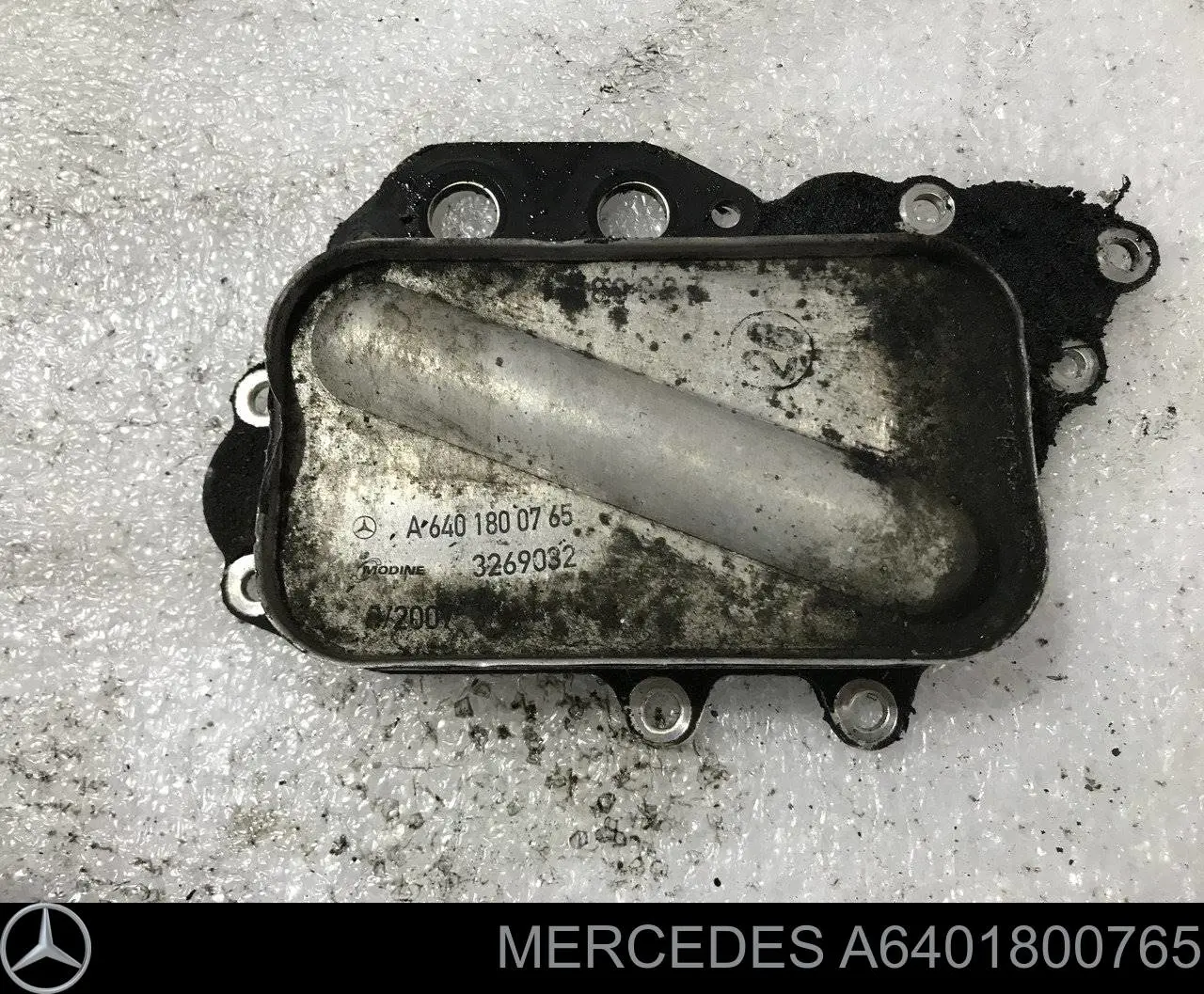 Radiador de óleo (frigorífico), debaixo de filtro Mercedes A6401800765 preço, a partir de 66,52 USD