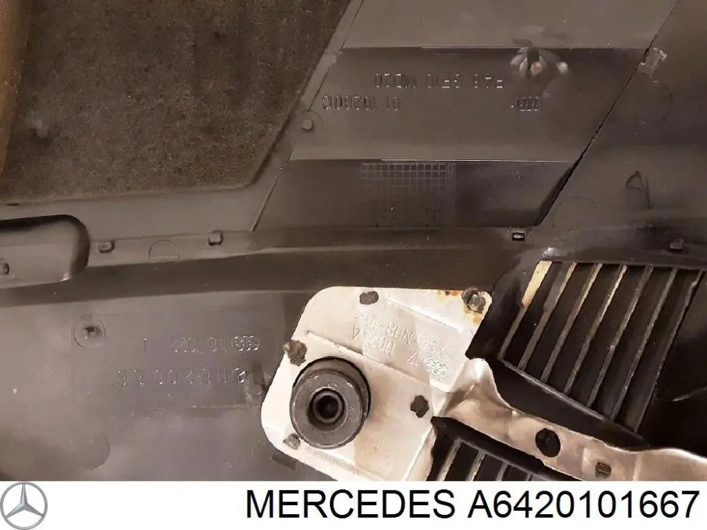 Tampa de motor decorativa Mercedes A6420101667 preço, a partir de 143,26 USD