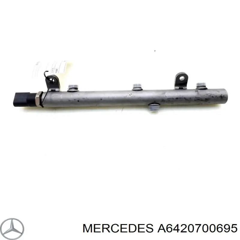 Distribuidor de combustível (rampa) direito Mercedes A6420700695 preço, a partir de 64,70 USD