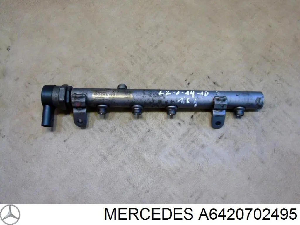 Distribuidor de combustível (rampa) esquerdo Mercedes A6420702495 preço, a partir de 209,42 USD