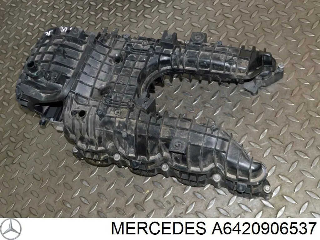 A6420906537 Mercedes Tubo coletor esquerdo de admissão