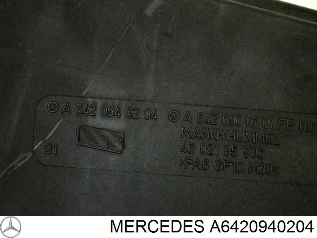 A6420940204 Mercedes Caixa de filtro de ar direito