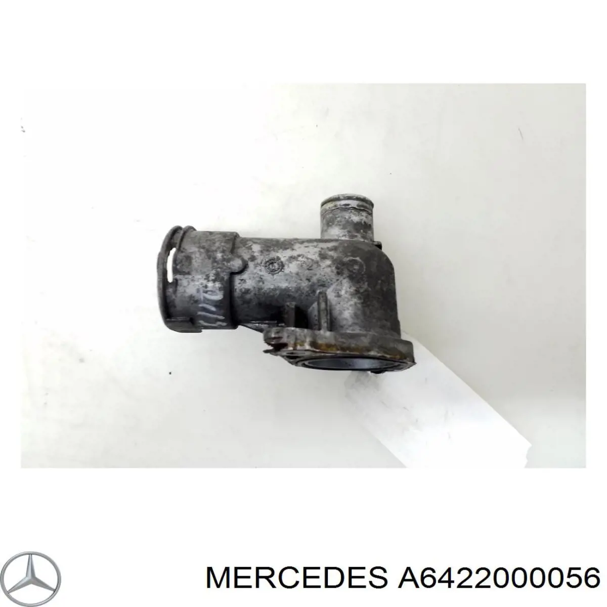 Flange do sistema de esfriamento (união em T) Mercedes A6422000056