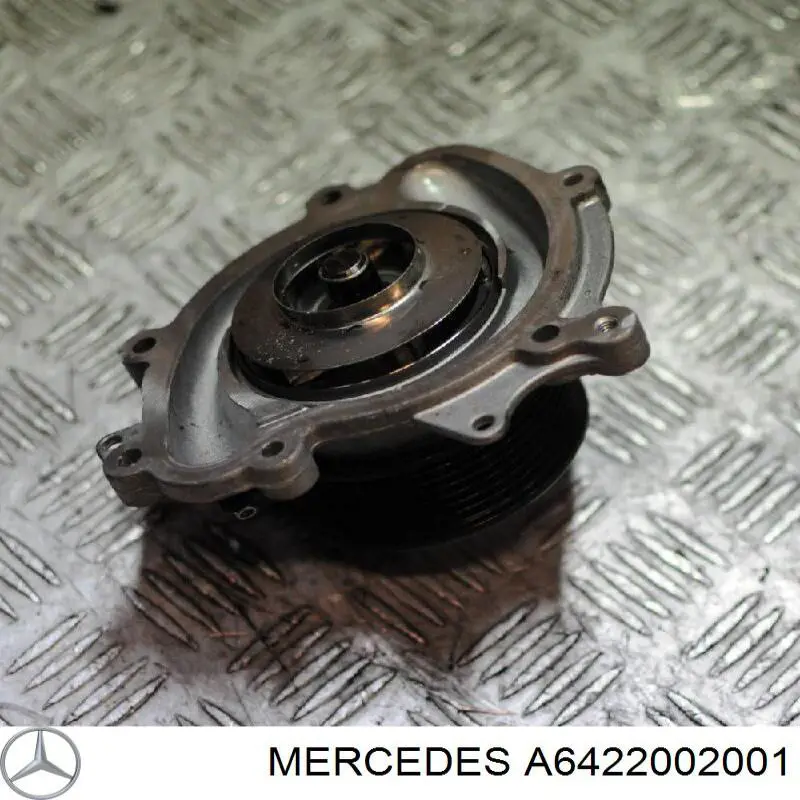 Compre A6422002001 Mercedes Bomba de água (bomba) de esfriamento