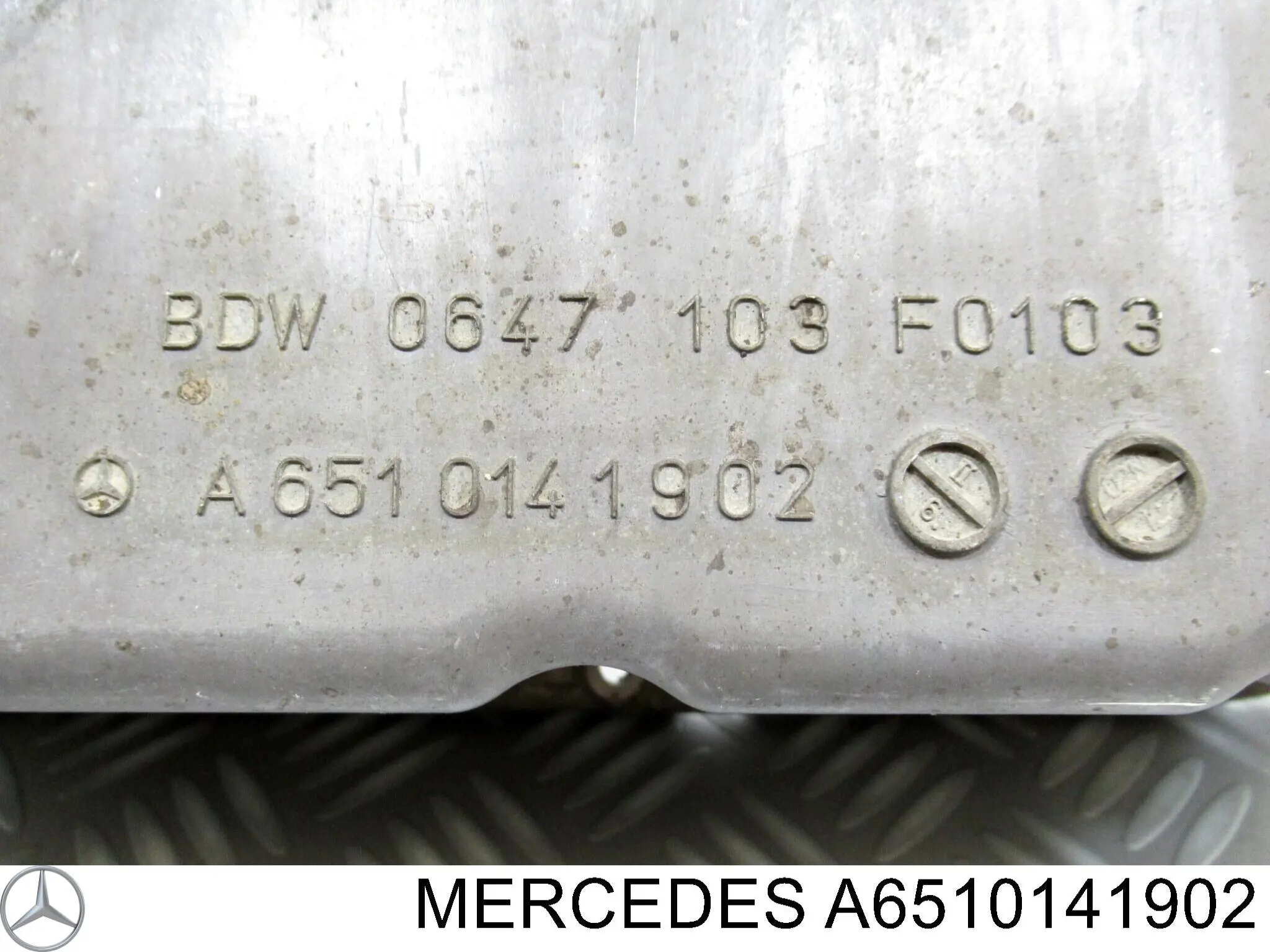 Panela de óleo de cárter do motor, parte inferior Mercedes A6510141902 preço, a partir de 178,77 USD