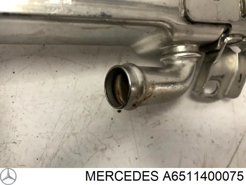 Radiador do sistema EGR de recirculação dos gases de escape 6511400075 Mercedes