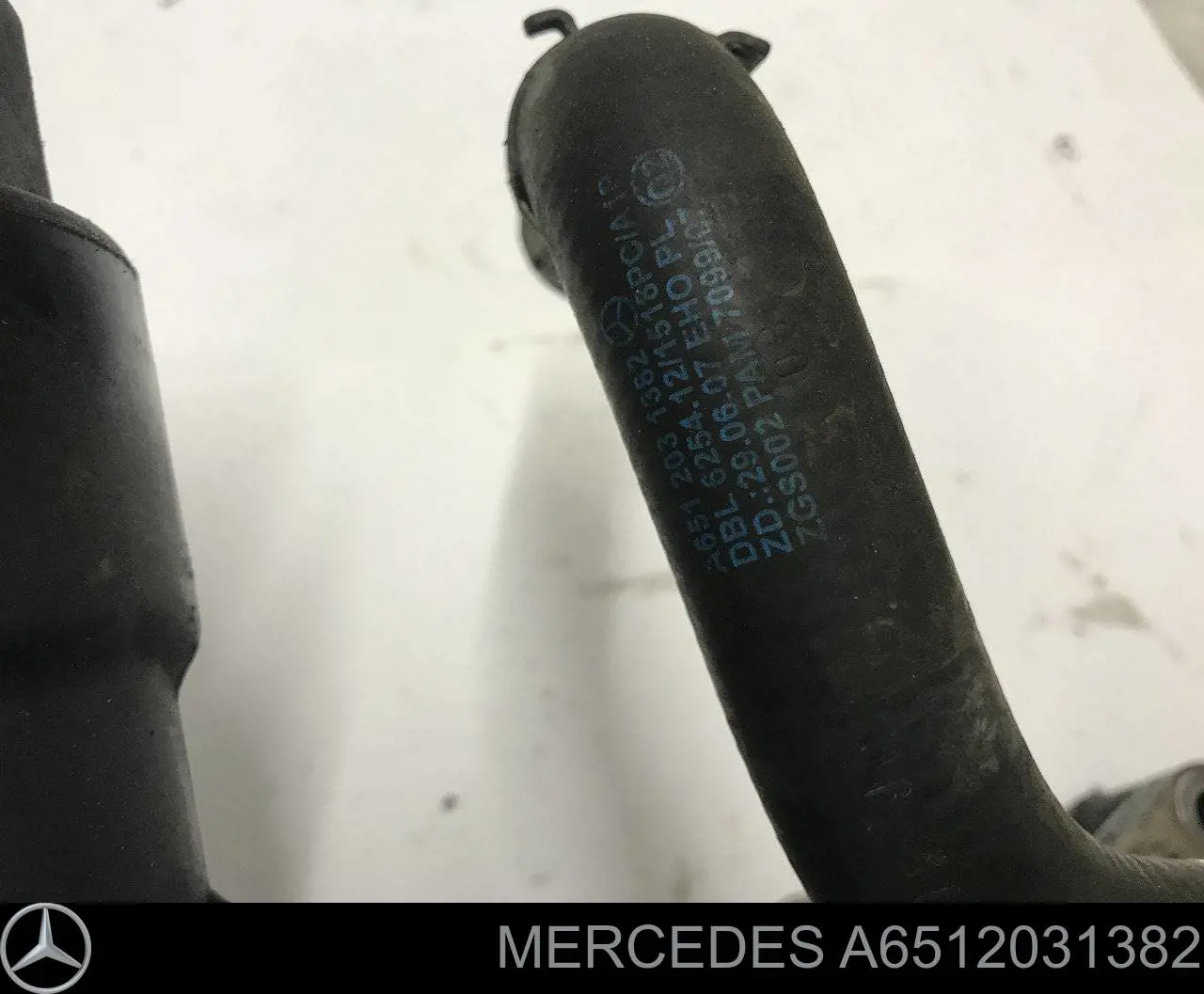Mangueira (cano derivado) de esfriamento de trocador de calor de óleo, linha de combustível de retorno Mercedes A6512031382 preço, a partir de 7,83 USD