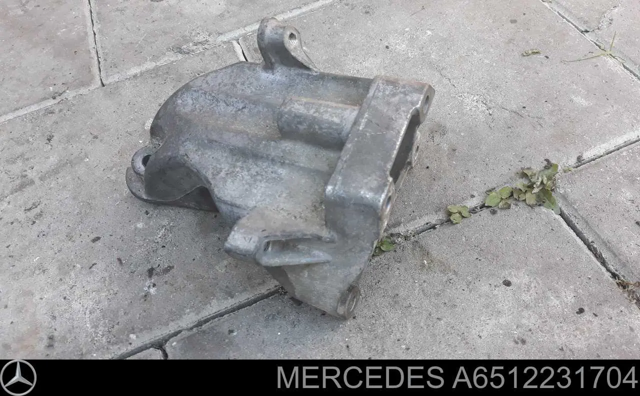 A6512231704 Mercedes Consola de coxim (apoio) esquerda de motor