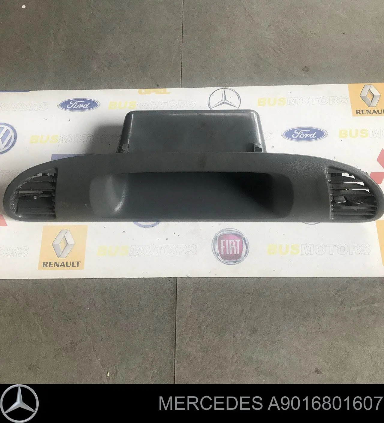 A9016801607 Mercedes Moldura (placa sobreposta) direita do painel de instrumentos